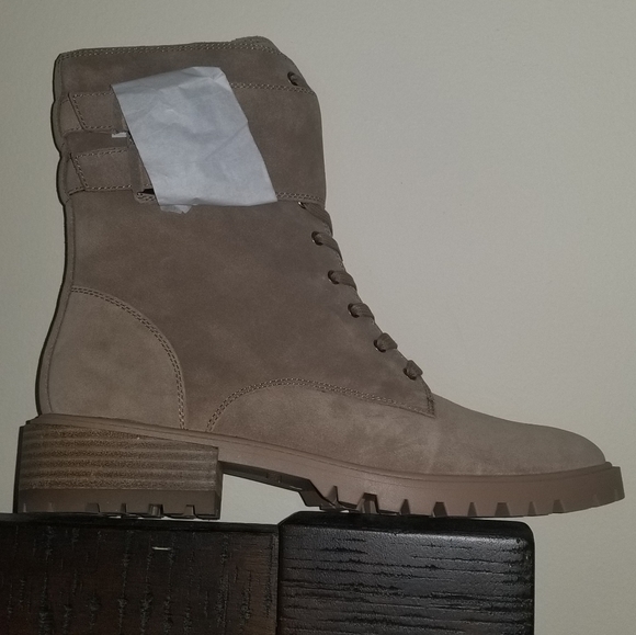 VINCE CAMUTO Suede Leather Women's Fawdry Boots. Size 10. Color Brown. N… - Picture 7 of 9